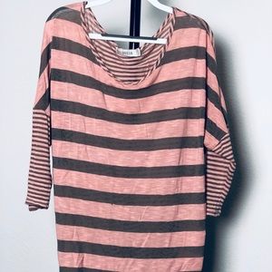 10&18 label - Soft slouch top